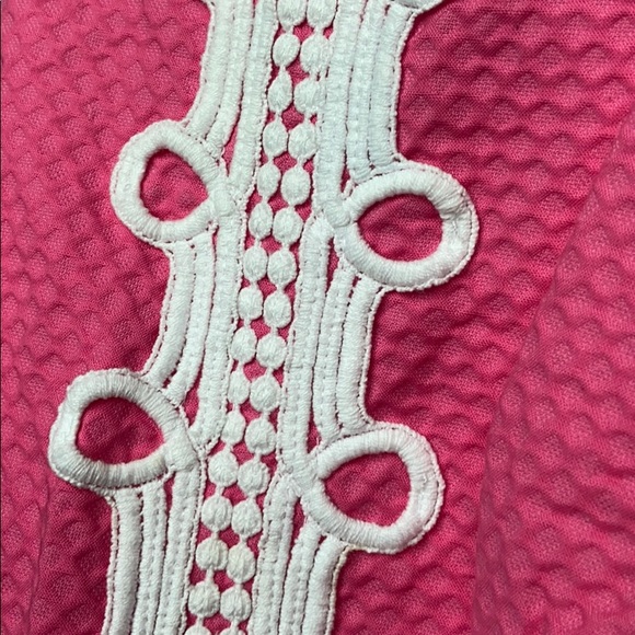 Lilly Pulitzer pink textured top - Picture 5 of 6
